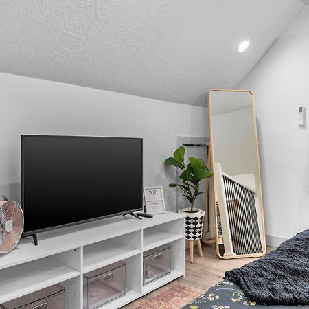 Stylish Studio In Гебер-Сіті Екстер'єр фото
